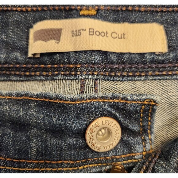 Levis 515 Boot Cut Jeans Blue Medium Wash Denim Button Pockets Womens 6M EUC - Picture 12 of 16